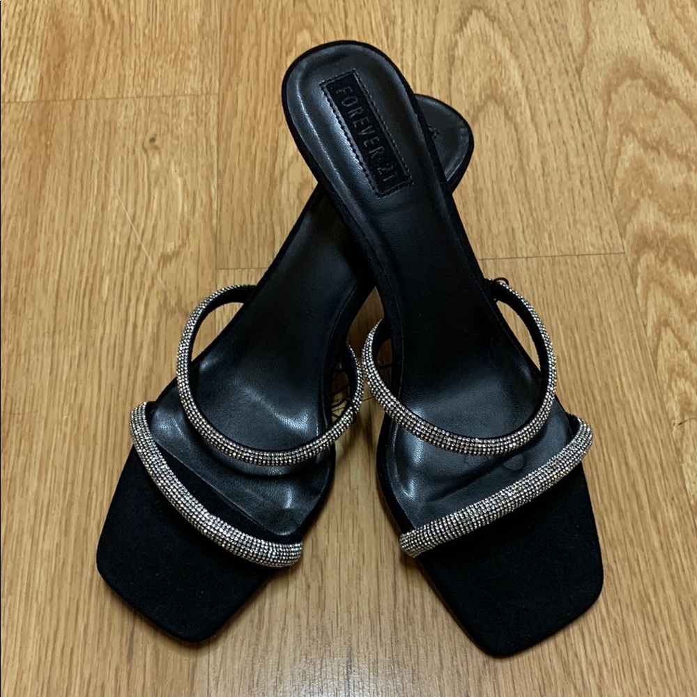 NWT Forever 21 Black Heels with Silver Accents